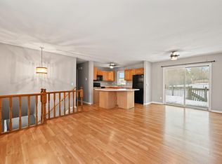 2665 Marywood Dr, Dubuque, IA 52001