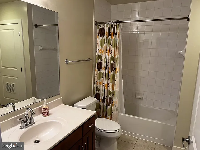 1200 N Hartford St #507 — Photo 16