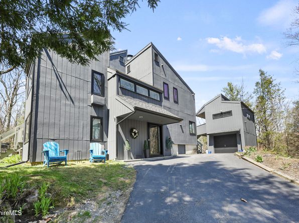 18 Glendale Rd, West Stockbridge, MA 01266