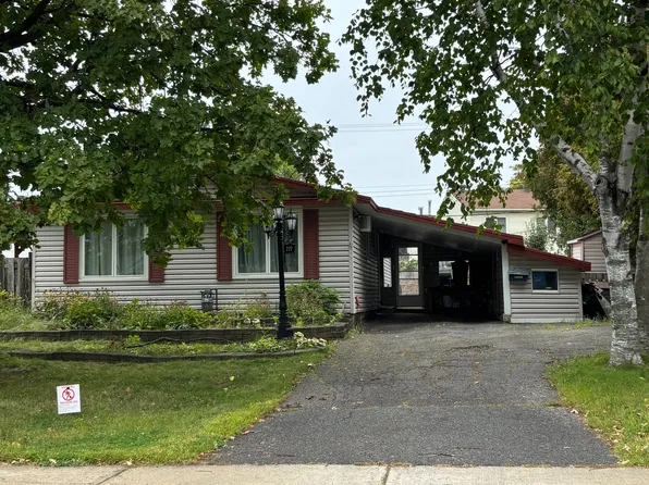 337 Amiens St, Ottawa, ON K1E 1N4