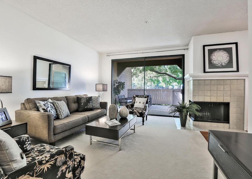 1st image of 17 Pelican Ln #51079