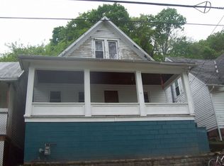 121 W Locust St, Pomeroy, OH 45769