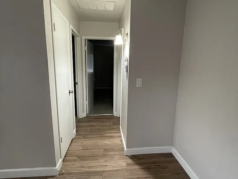 Evergreen apartments — Photo 7