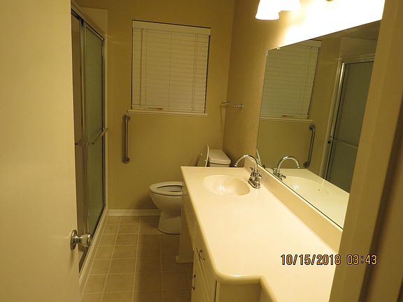 5th image of 617 Carlyle Dr