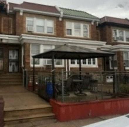 4th image of 1215 Bridge St