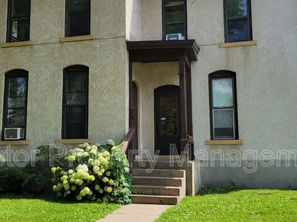 103 Lincoln St, Mankato, MN 56001