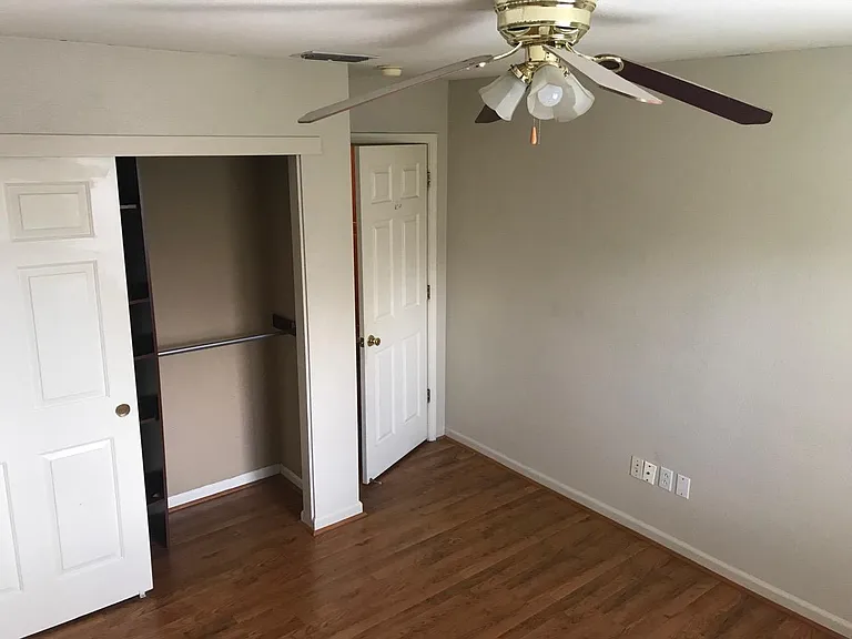 2145 Moore Dr — Photo 17