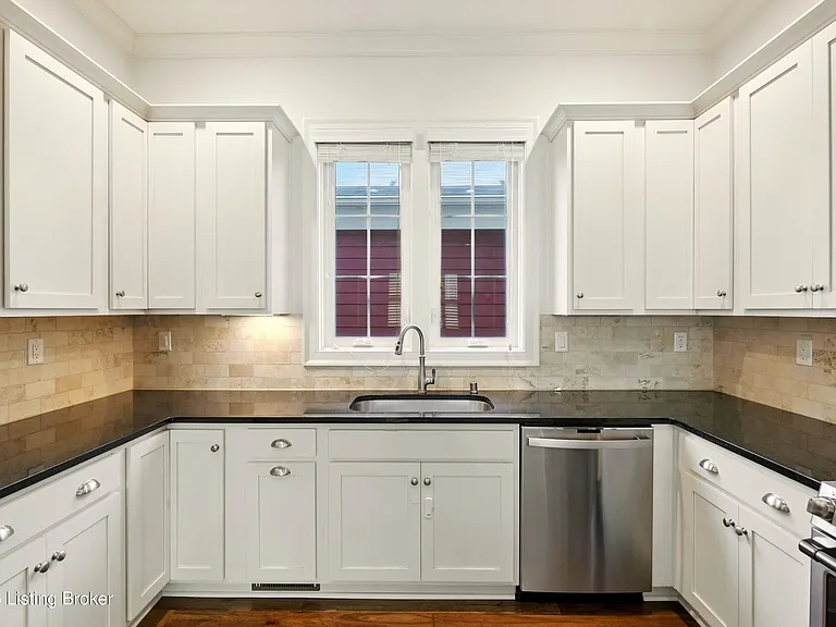 8707 Featherbell Blvd — Photo 17