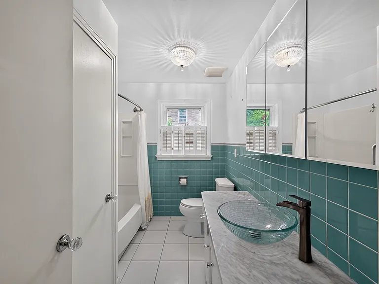 336 Ruth Ridge Dr — Photo 8