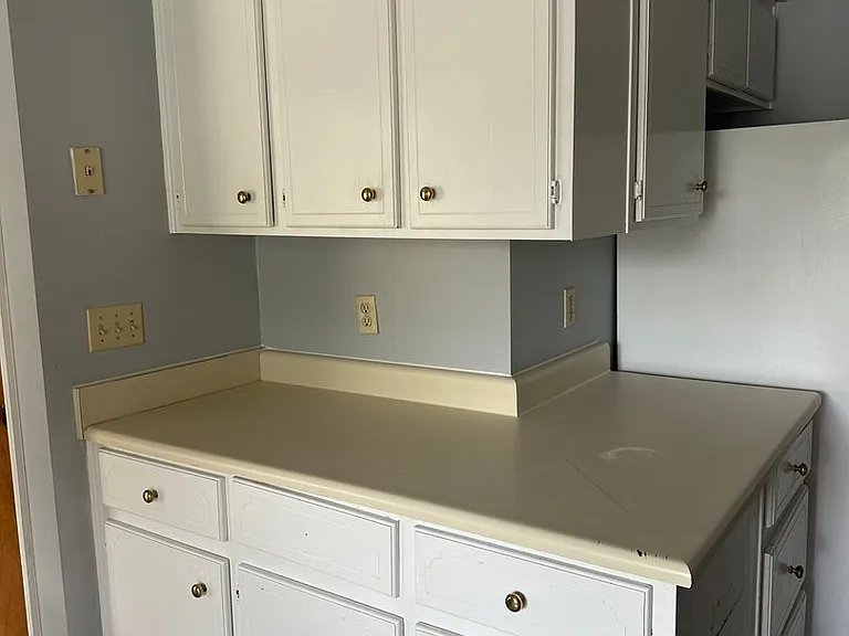 912 Pineland Ave #23 — Photo 5