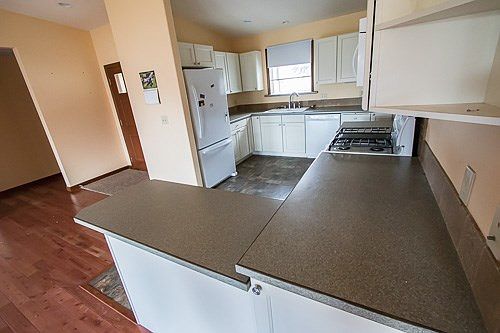 3rd image of 317 Willard St