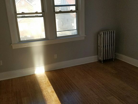 2nd image of 11804 204th St #1