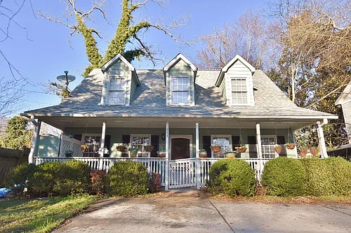 243 Vine St Photo 1