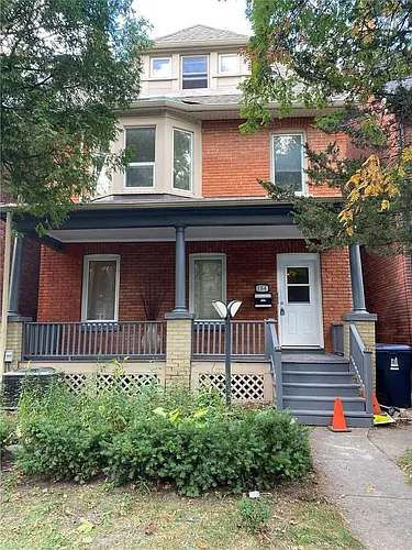 154 Sorauren Ave #3 Photo 1