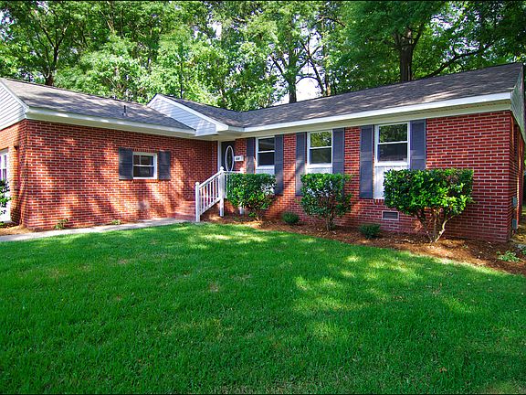2nd image of 237 Eubank Cir
