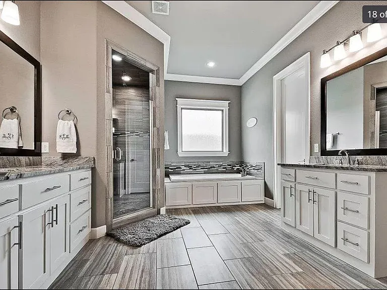 421 Trailwood Cir — Photo 17