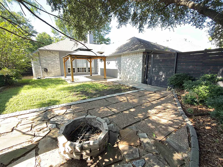 12100 Biloxi Dr — Photo 17