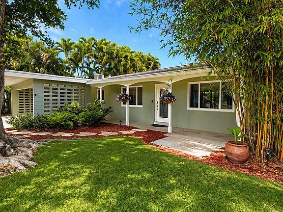 4th image of 2640 SW 34th Avenue