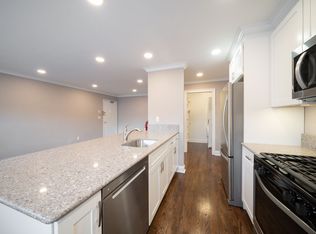 115 N Washington Ave APT B8, Bergenfield, NJ 07621