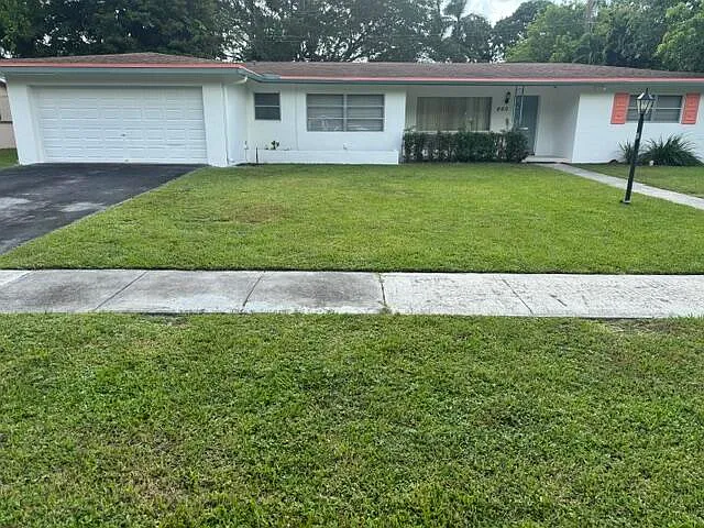 860 NW 65th Ave