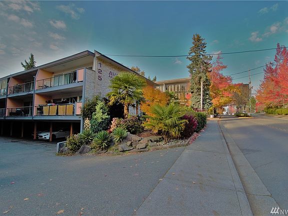 2nd image of 125 108th Ave SE