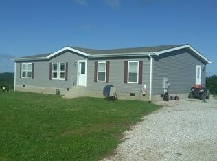 1156 Gates Ridge Rd, Rockport, WV 26169