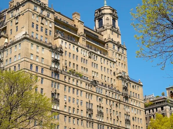 211 Central Park West image 11 of 12