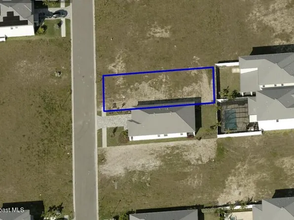 647 Clearwater Ave, Satellite Beach, FL 32937