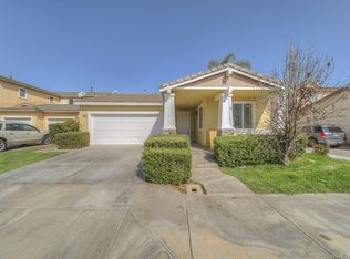 3932 Palmetto Haven Cir, Perris, CA 92571