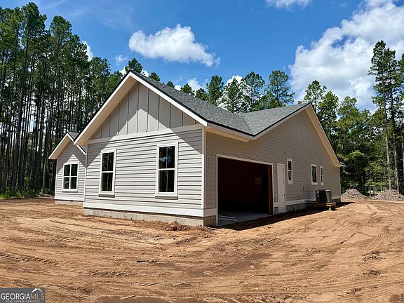 2nd image of 1077 La Vento Ln
