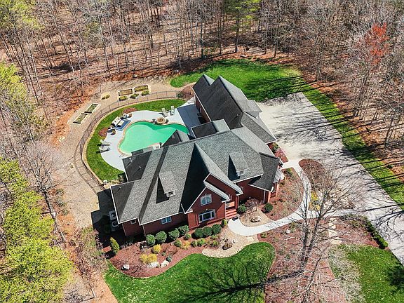 3rd image of 14176 Northshore Dr