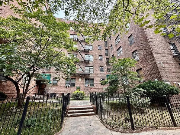 44-11 Macnish St #5C, Queens, NY 11373
