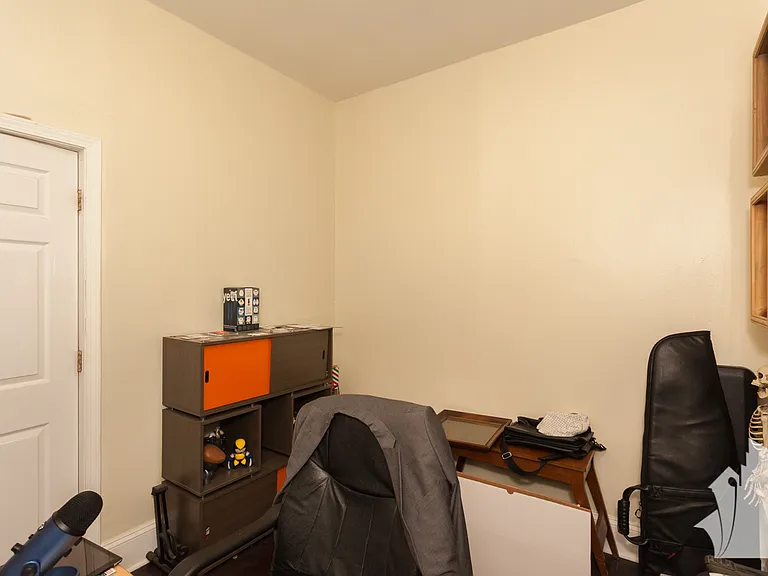 1927 N Kedzie Ave #1R — Photo 12