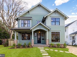 803 Russell Rd, Alexandria, VA 22301