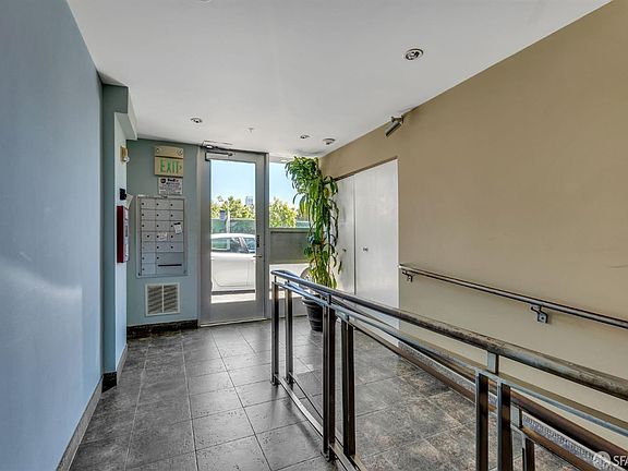 5th image of 68 Harriet St Unit 2