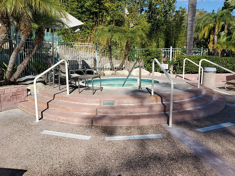 Jacuzzi