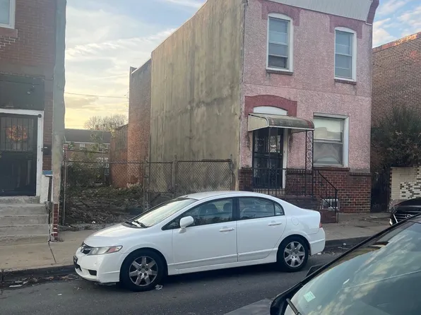 N 6th St N, Philadelphia, PA 19133