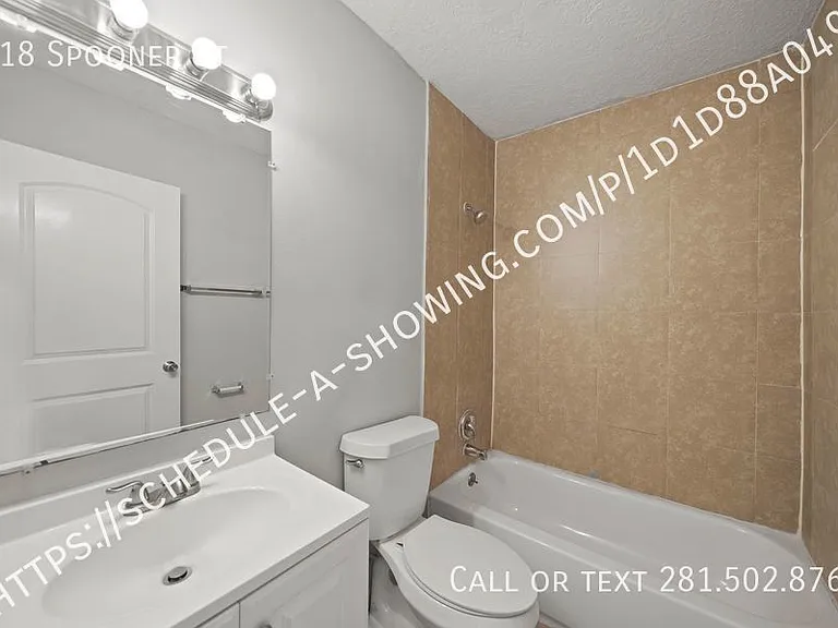 418 Spooner St — Photo 9