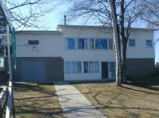 11877 E Anderson Lake Rd, Suring, WI 54174