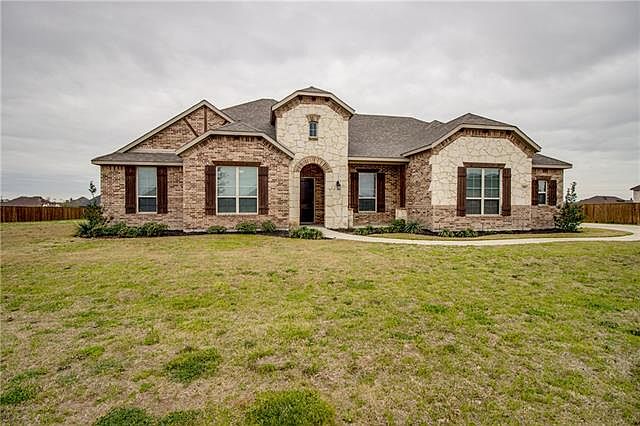 1st image of 205 Everest Ln