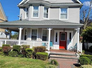1 Miller Pl, Baldwin, NY 11510