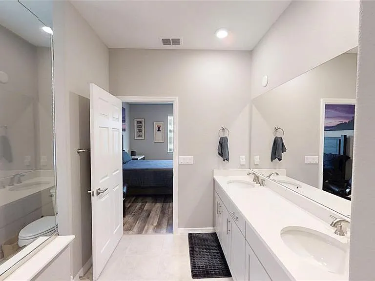 5655 SW 78th Avenue Rd — Photo 19