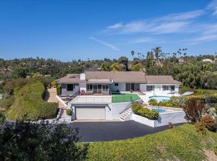 2710 Royal Crest Dr, Escondido, CA 92025