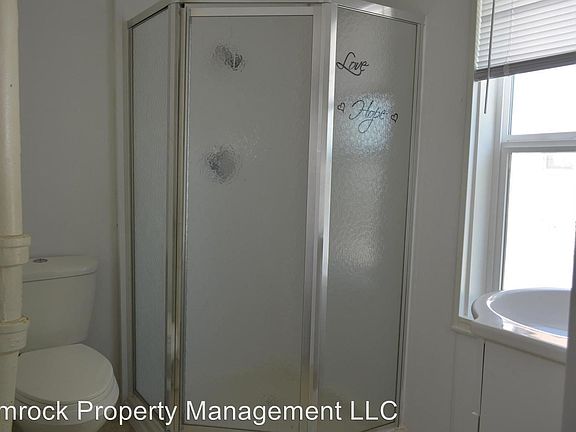 4th image of 611 1/2 N 24th St