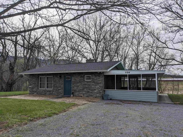 934 Clicks Ln, New Market, VA 22844