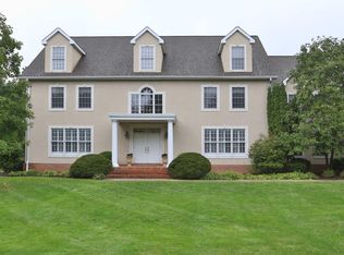 732 Meadowcreek Cir, Lower Gwynedd, PA 19002