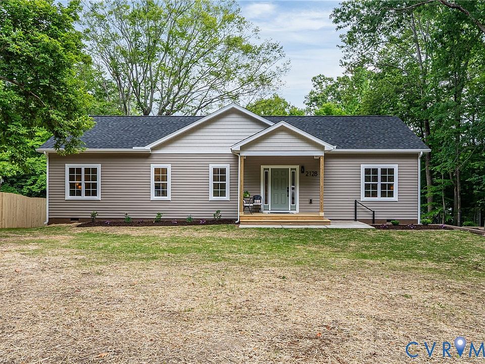 1st image of 2128 Highland Dr
