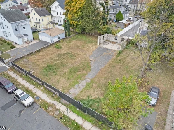 93-99 N 9Th St, Paterson City, NJ 07522