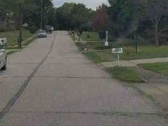 Exterior Neighborhood (street photo)