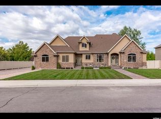 1074 Willowbrook Ln, Springville, UT 84663
